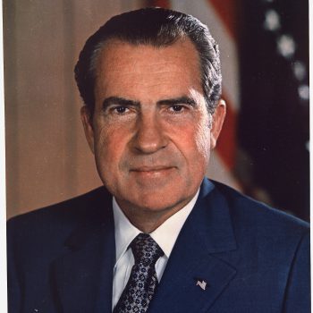 Richard_M._Nixon_ca._1935_-_1982_-_NARA_-_530679-350x350